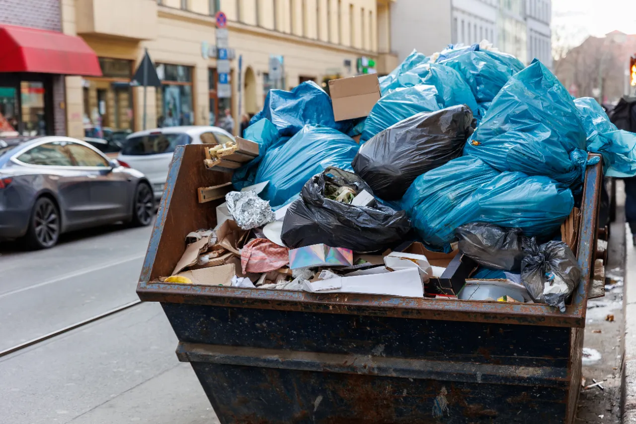 Bulk trash pickup Connecticut — Pomito Junk Removal