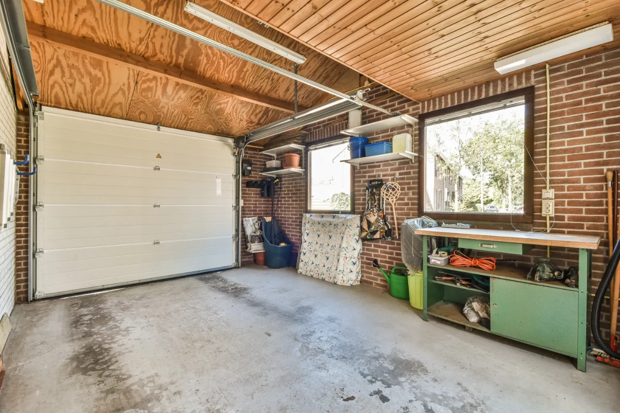 Garage cleanout Connecticut — Pomito Junk Removal